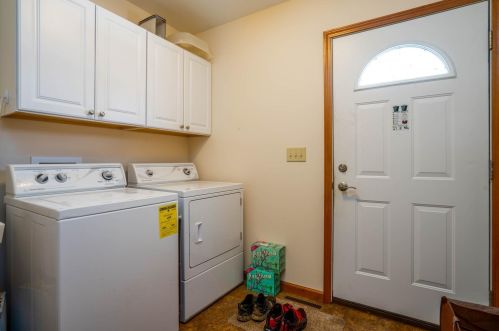 600 Rand St, Hobart IN  46342-2324 exterior