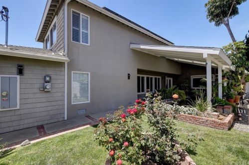 1837 8th St, Manhattan Beach, CA 90266-6322
