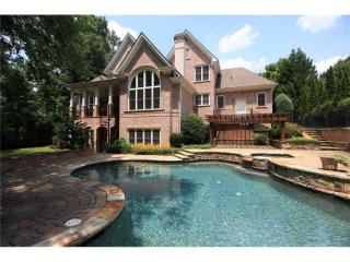 2460 Sugarloaf Club Dr, Duluth, GA 30097-7408