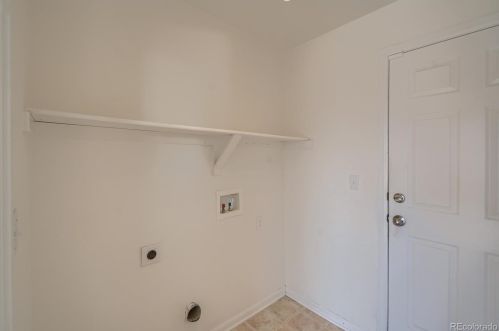 19324 58 Cir, Aurora CO 80019-2095 exterior