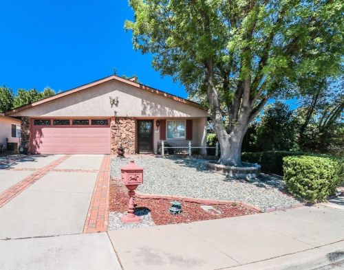 1735 Ponderosa Ln, Lake Nacimiento, CA 93446-3633