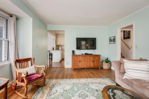 215 Briarwood Ave, Saint Paul MN  55115-1401 exterior