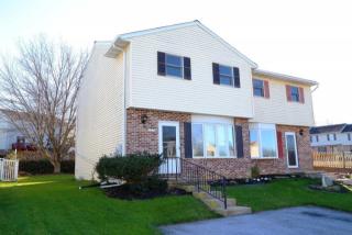 127 Heritage Rd, Ephrata, PA 17522-1881