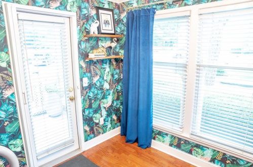 505 Bainbridge Dr, Atlanta GA  30327-4273 exterior