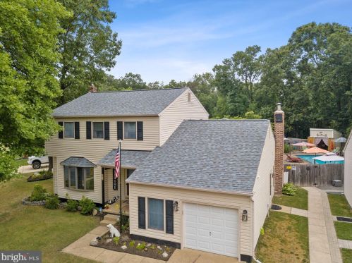 27 Fox Chase Dr, Blenheim, NJ 08012-4465