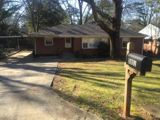 2651 Plantation Dr, Atlanta GA  30344-2225 exterior