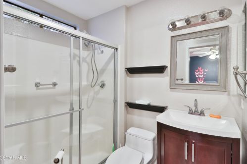 1175 Tivoli Ln, Simi Valley CA  93065-0990 exterior