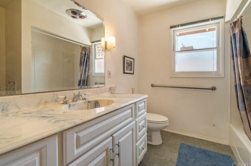 4166 Beechwood Pl, Riverside CA  92506-1151 exterior