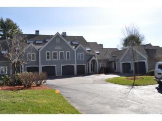15 Hawthorne Village Rd, Nashua, NH 03062-2266