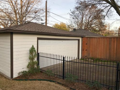 7219 Clemson Dr, Dallas TX  75214-1720 exterior