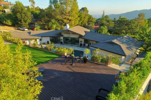 3001 Cloudcrest Rd, Glendale CA  91214-1304 exterior
