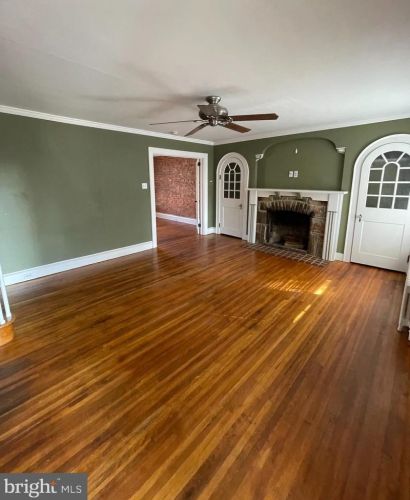 549 Burrowes Ave, Lancaster PA  17602-2120 exterior