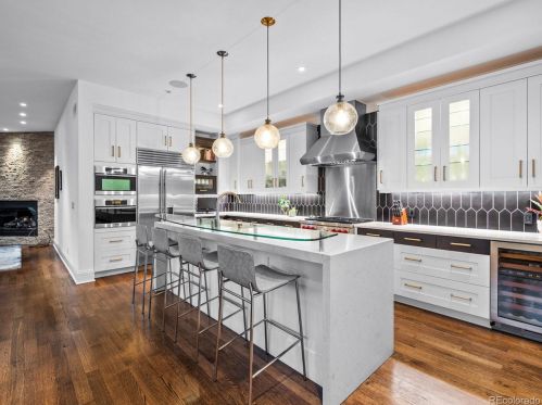 401 Adams St, Denver CO  80206-4410 exterior