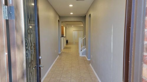 8517 Capitol View Dr, Austin TX  78747-5400 exterior