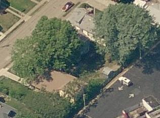 6858 Woodland Ave, Camden NJ  08110-6216 exterior