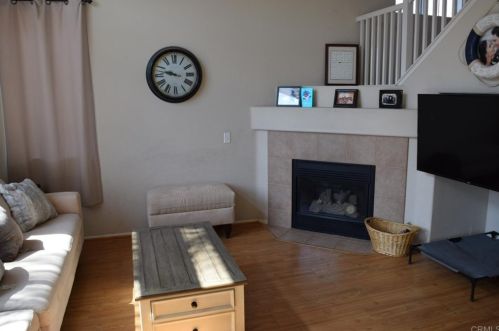 42186 Chestnut Dr, Temecula, CA 92591-3614