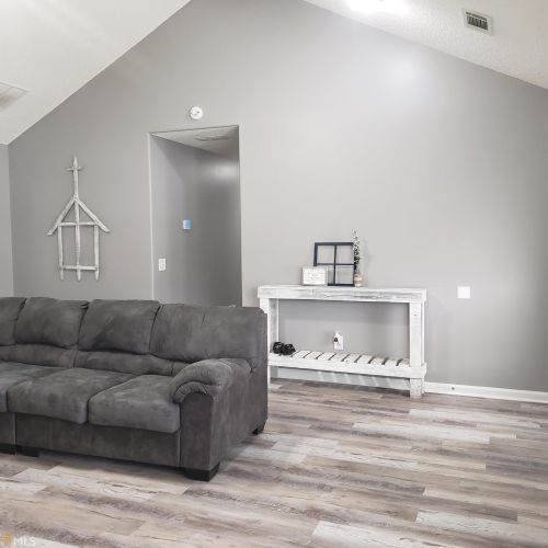 597 Silver Bell Rd, Jefferson GA  30549-0712 exterior