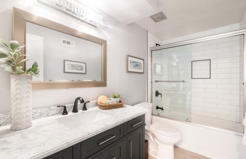 18901 Antioch Dr, Irvine CA  92603-3305 exterior