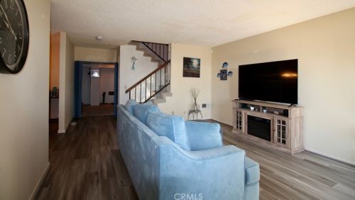 1736 Mountain Terrace Ln, Montebello CA  90640-2064 exterior