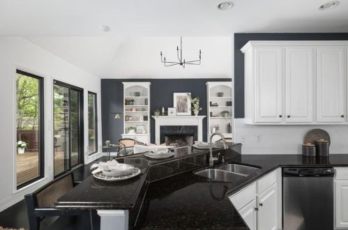 1274 Euclade Ct, Atlanta GA  30329-3729 exterior