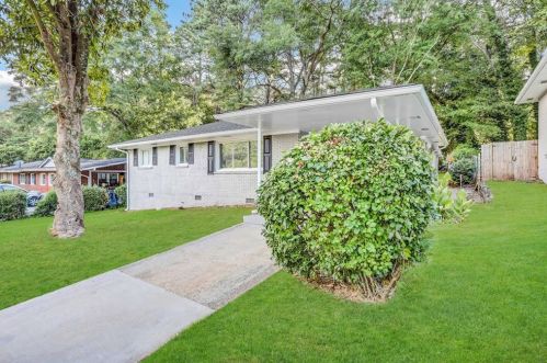 2890 Delowe Dr, Atlanta GA  30344-2359 exterior