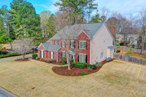 1281 Fieldcrest Ct, Suwanee, GA 30024-6701