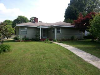 215 Merritt Ave, Salisbury, NC 28144-2528