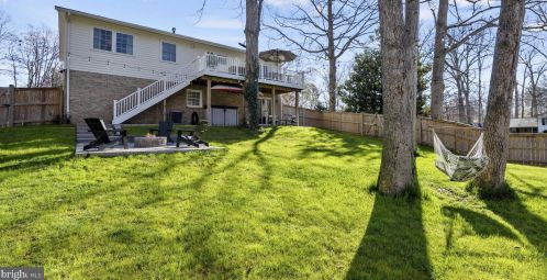 7310 Whitson Dr, Springfield VA  22153-1541 exterior