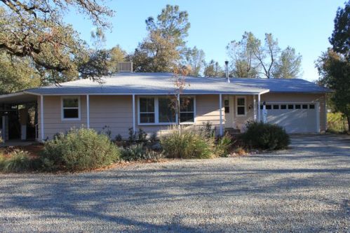11877 Neal Ln, Redding, CA 96003-8689