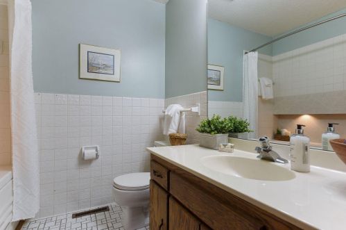 1620 Cope Ave, Saint Paul MN  55109-2655 exterior