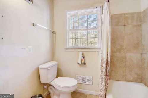 4265 Hidden Valley Dr, Atlanta GA  30349-1837 exterior