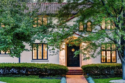 2220 4th Ave, Denver, CO 80206-4107