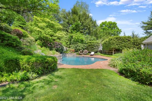 36 Copper Beech Rd, Greenwich, CT 06830-4034