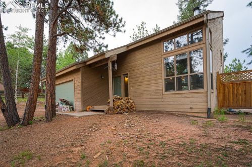 2730 Sunnywood Ave, Woodland Park CO  80863-9401 exterior