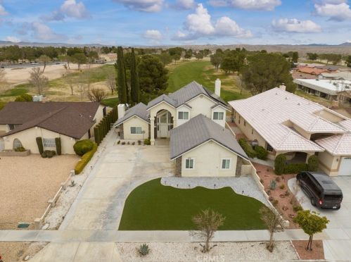 27589 Lakeview Dr, Helendale, CA