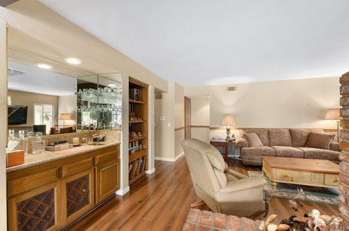 3 Descanso, Irvine CA  92620-1843 exterior