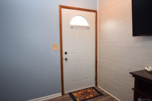 5081 County Line Rd, Springfield OH  45502-9222 exterior