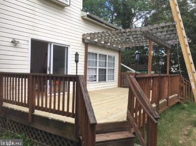 27 Village Dr, Lumberton Township, NJ 08048-4509