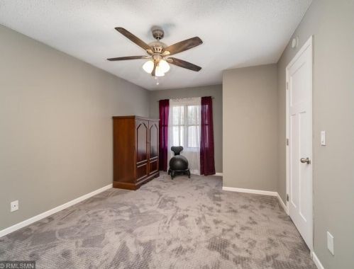3274 Camelot Dr, Saint Paul MN  55125-2754 exterior