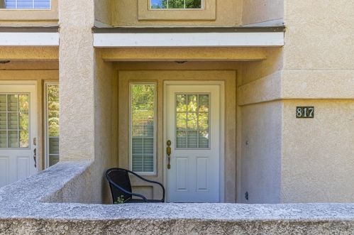817 Marlbank Pl, Lake Nacimiento, CA 93446-2791