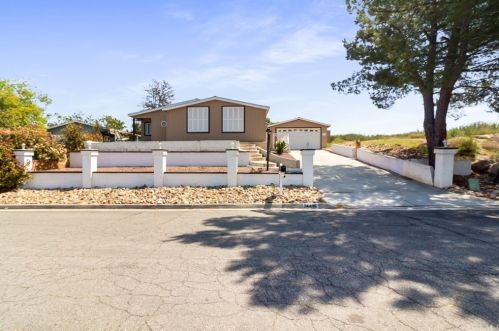 34496 Pumpkin Patch Rd, Wildomar CA  92595-9267 exterior