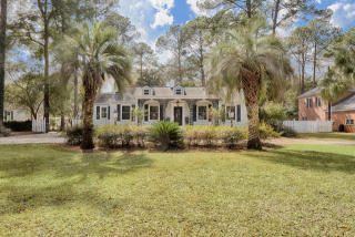 36 Richmond Dr, Savannah, GA 31406-7542