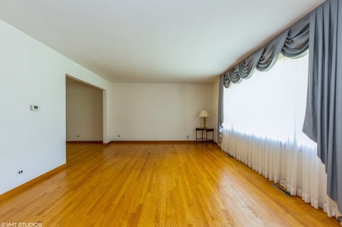 16414 Leslie Ann Dr, Tinley Park, IL 60477-1854