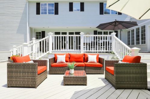 35 Hilltop Rd, Norwalk CT  06854-5001 exterior