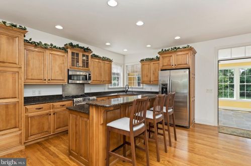 1022 Rockledge Dr, Carlisle PA  17015-9127 exterior