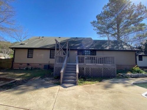 3507 Sandhill Dr, Conyers GA  30094-3722 exterior