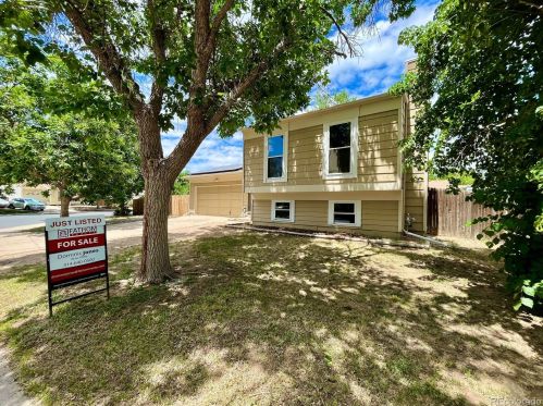 19017 21st Cir, Aurora, CO 80011-5271