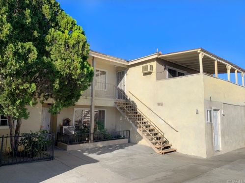 2547 Park Ln, Anaheim CA  92806-1628 exterior