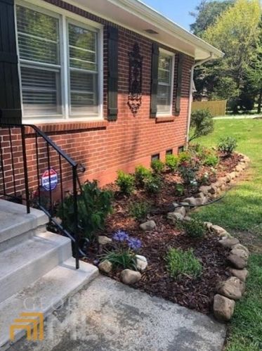 2008 Dering Cir, Atlanta GA  30345-1614 exterior