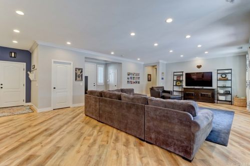 5742 Newmarket Pl, Rancho Cucamonga, CA 91739-2408